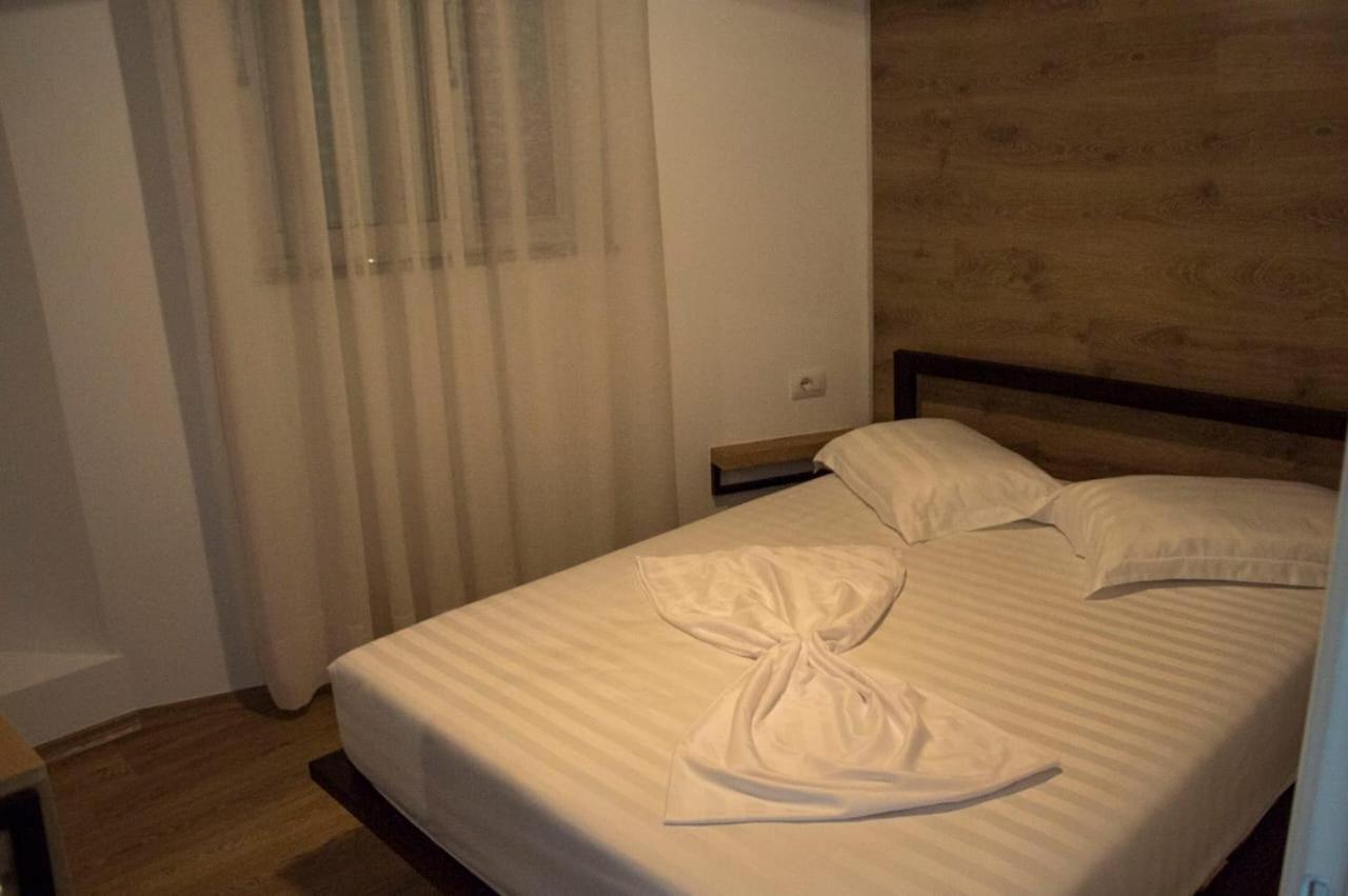 Apartament Stefani Sarandë Eksteriør bilde