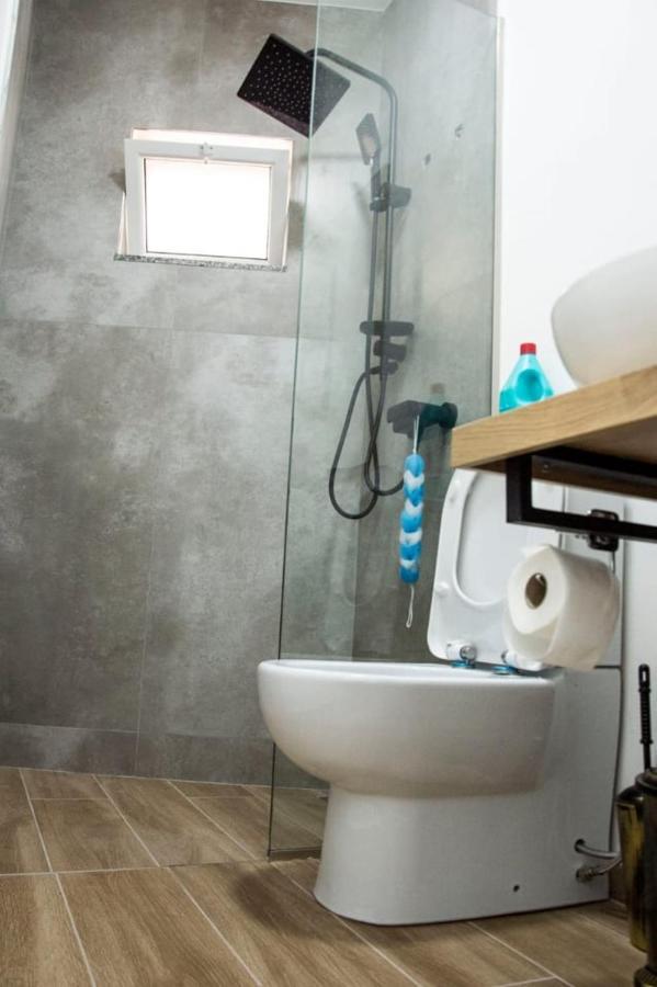 Apartament Stefani Sarandë Eksteriør bilde
