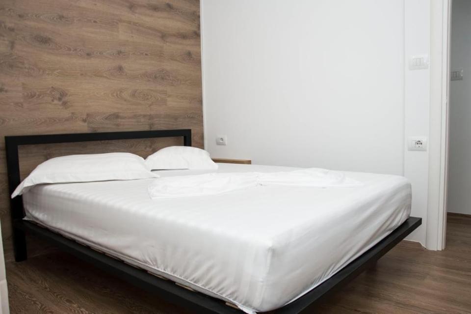 Apartament Stefani Sarandë Eksteriør bilde