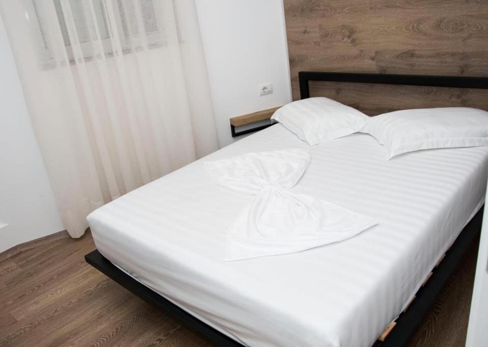 Apartament Stefani Sarandë Eksteriør bilde